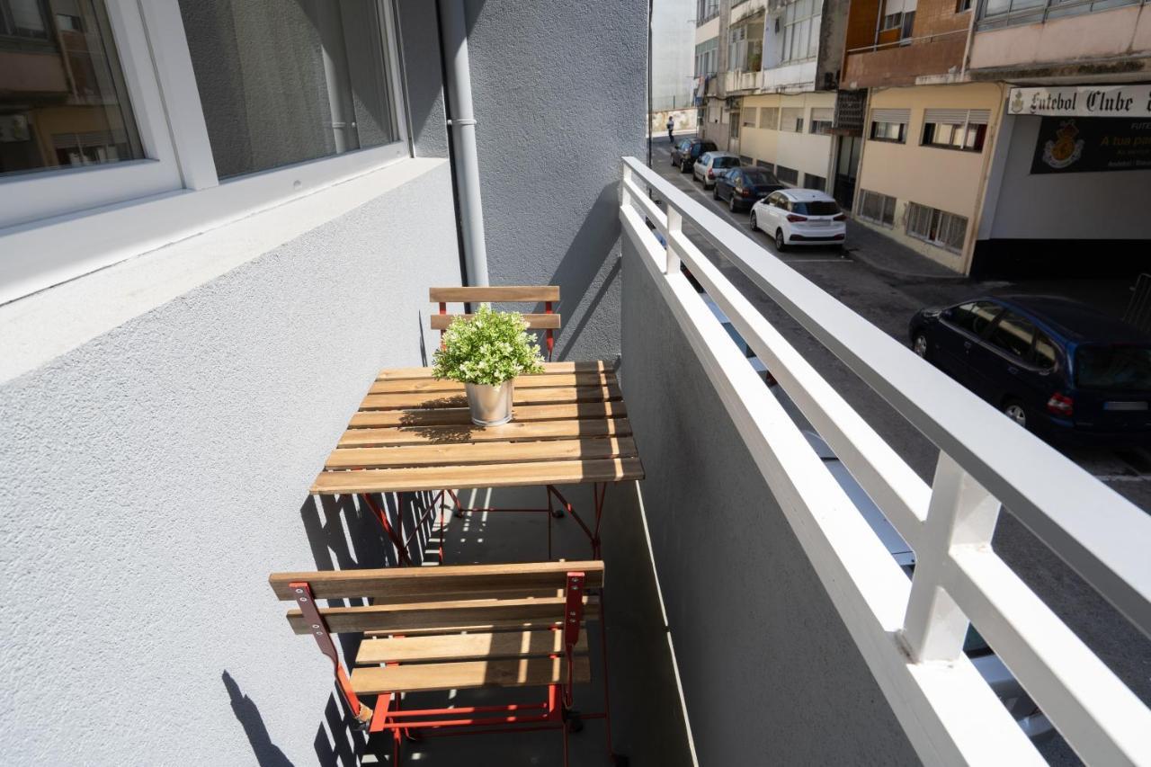 Sweet Sunny Flat W/ Balcony - Gaia Apartment Vila Nova de Gaia Luaran gambar