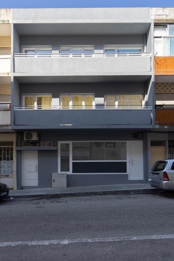 Sweet Sunny Flat W/ Balcony - Gaia Apartment Vila Nova de Gaia Luaran gambar
